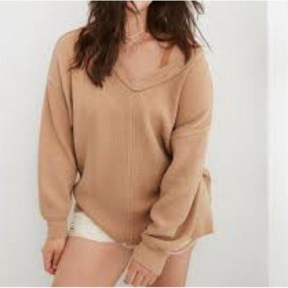 Aerie Tan Waffle Knit V-Neck Oversized Sweater Womens Small Relaxed Fit Slouchy